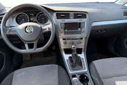 valkoinen Volkswagen Golf 2015 kuva 3.