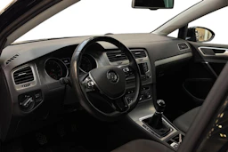 Musta Volkswagen GOLF 2016 kuva 6.