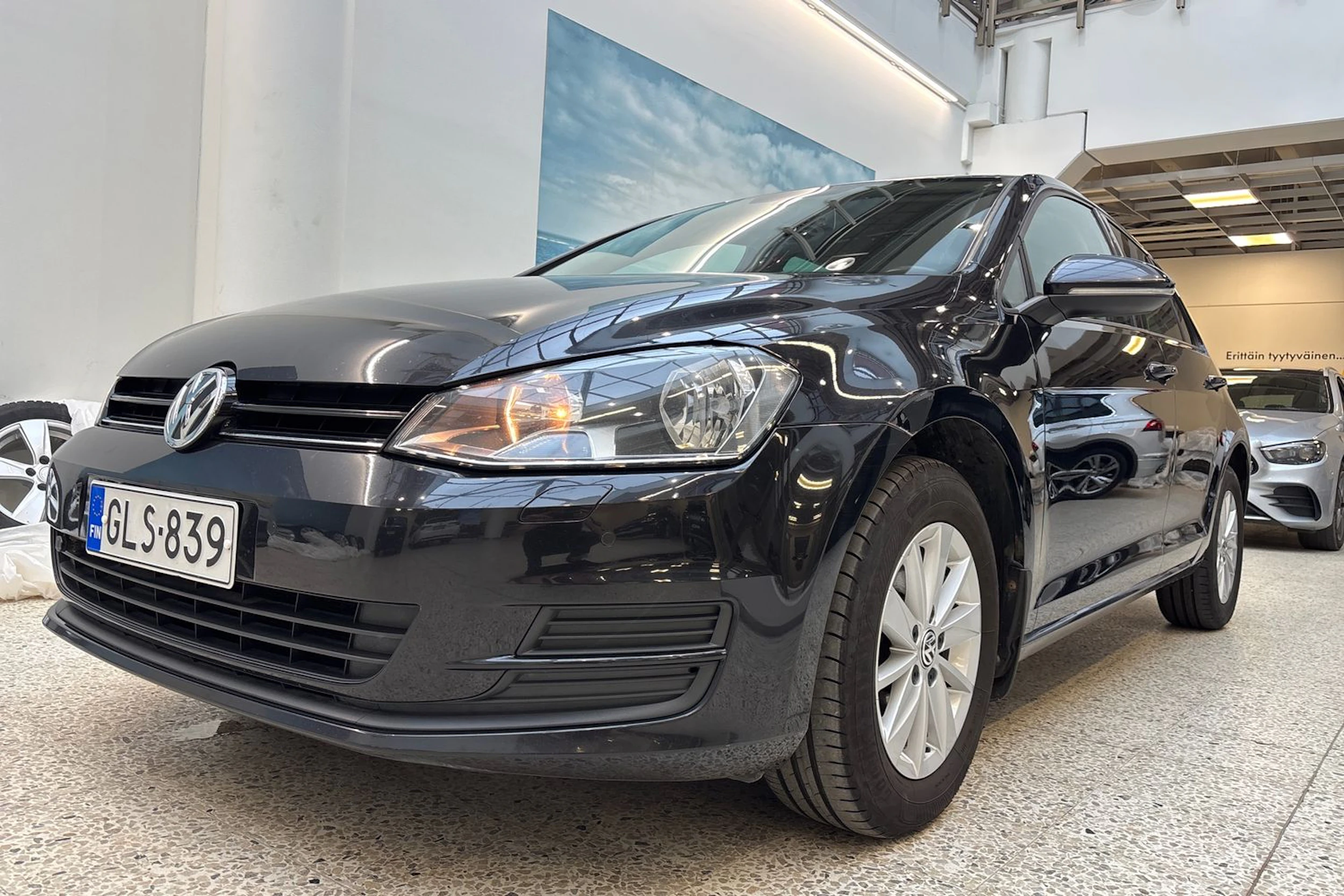 Musta Volkswagen GOLF 2016 kuva 18.