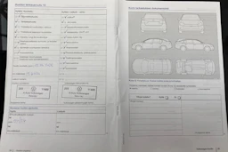Musta Volkswagen GOLF 2016 kuva 33.