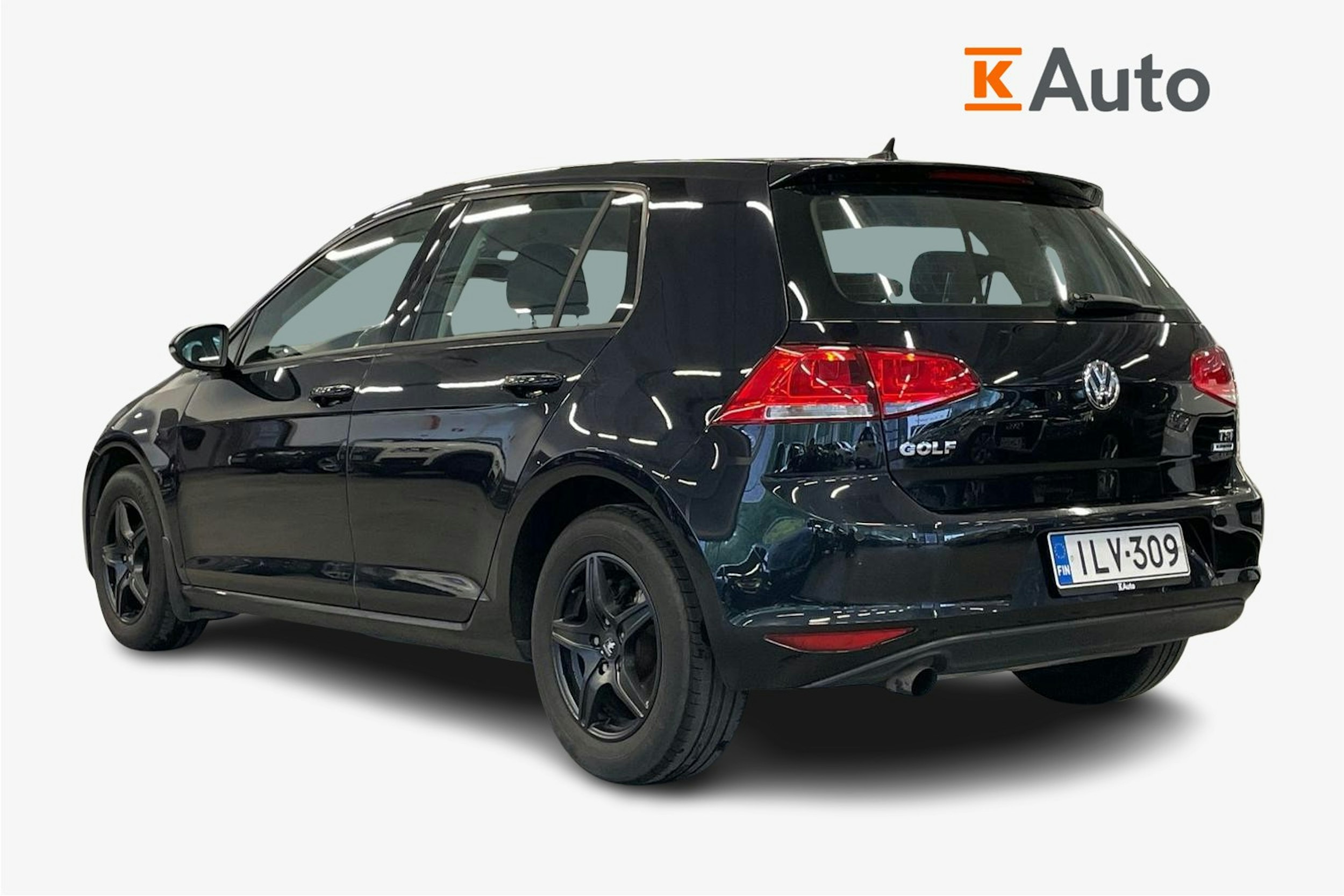 Musta Volkswagen GOLF 2015 kuva 2.