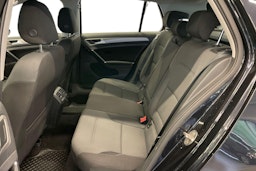 Musta Volkswagen GOLF 2015 kuva 10.