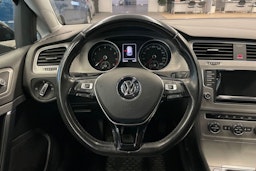 Musta Volkswagen GOLF 2015 kuva 15.