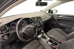 harmaa Volkswagen Golf 2015 kuva 6.