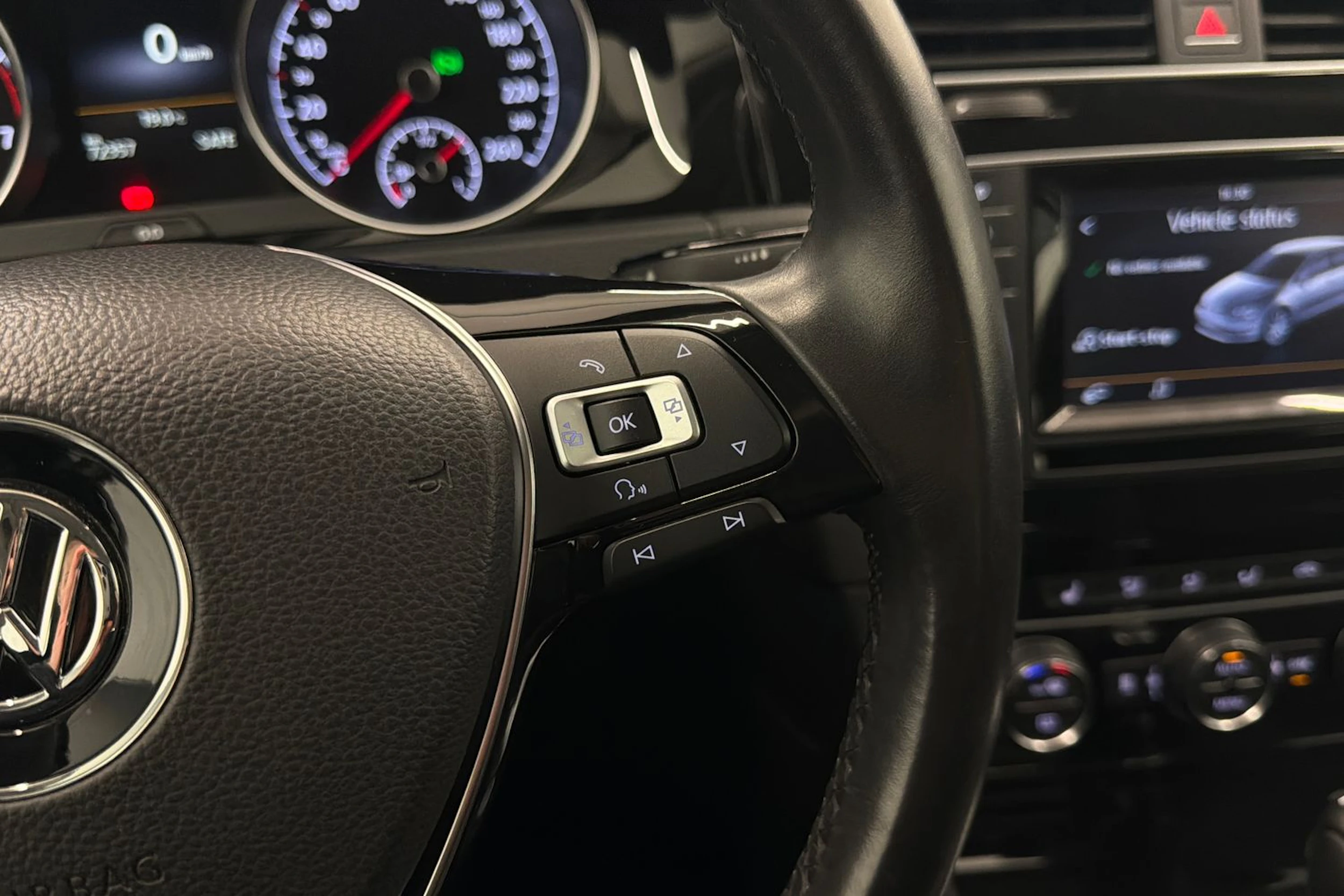 harmaa Volkswagen Golf 2015 kuva 20.