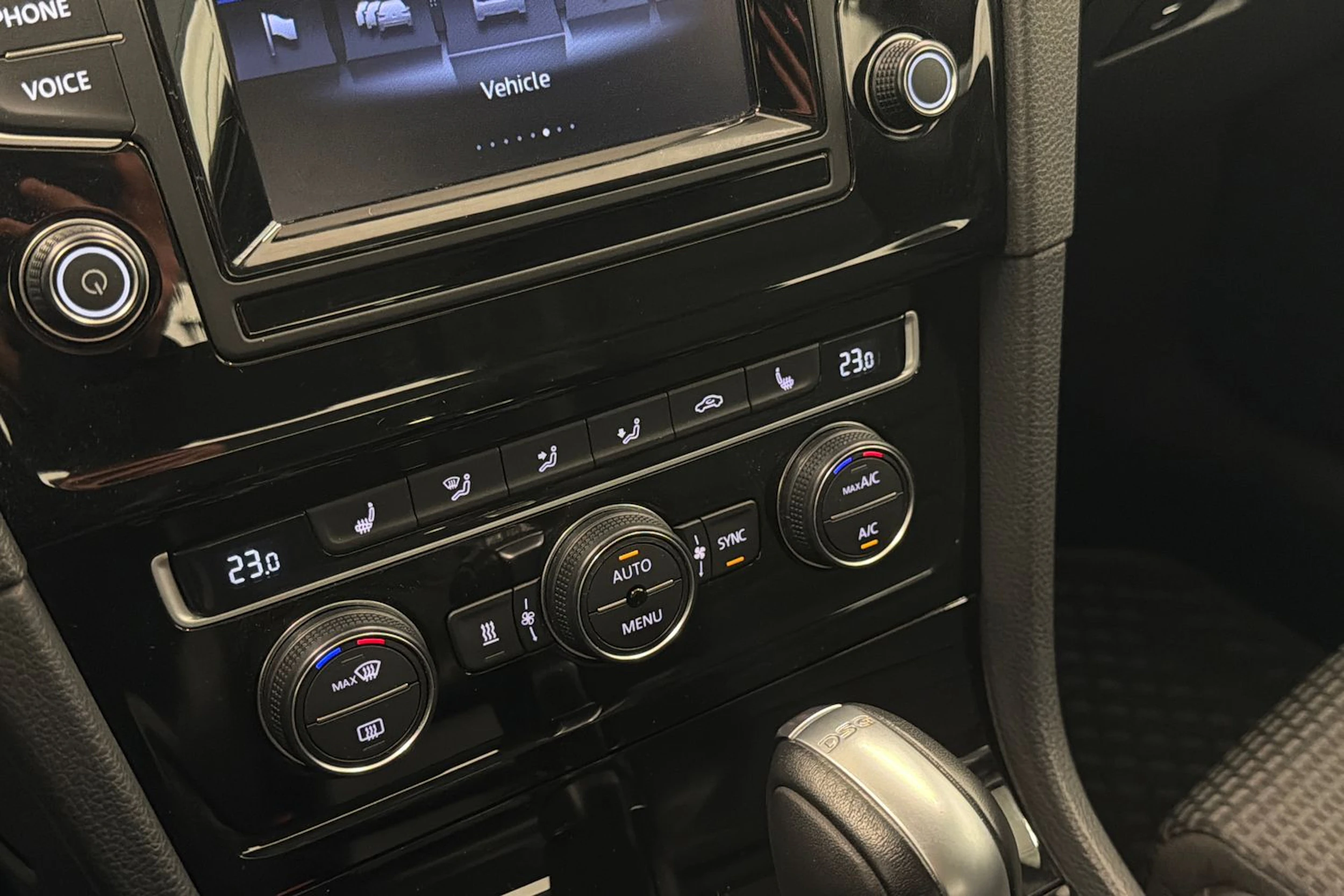 harmaa Volkswagen Golf 2015 kuva 22.