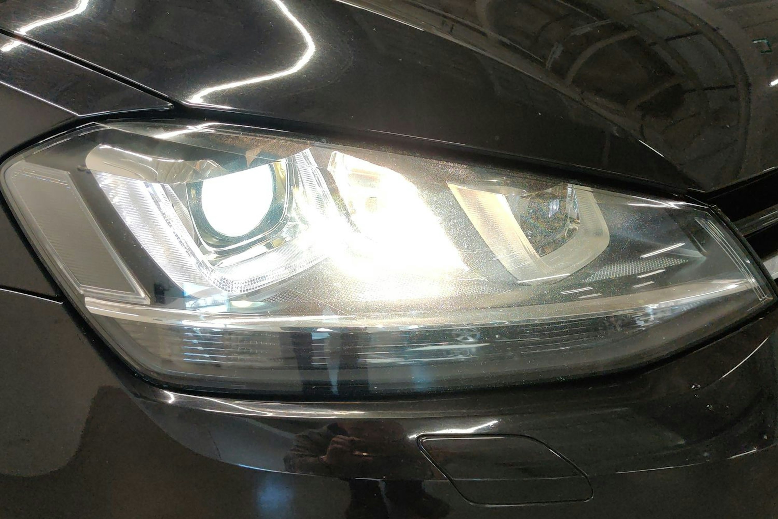 musta Volkswagen Golf 2015 kuva 18.