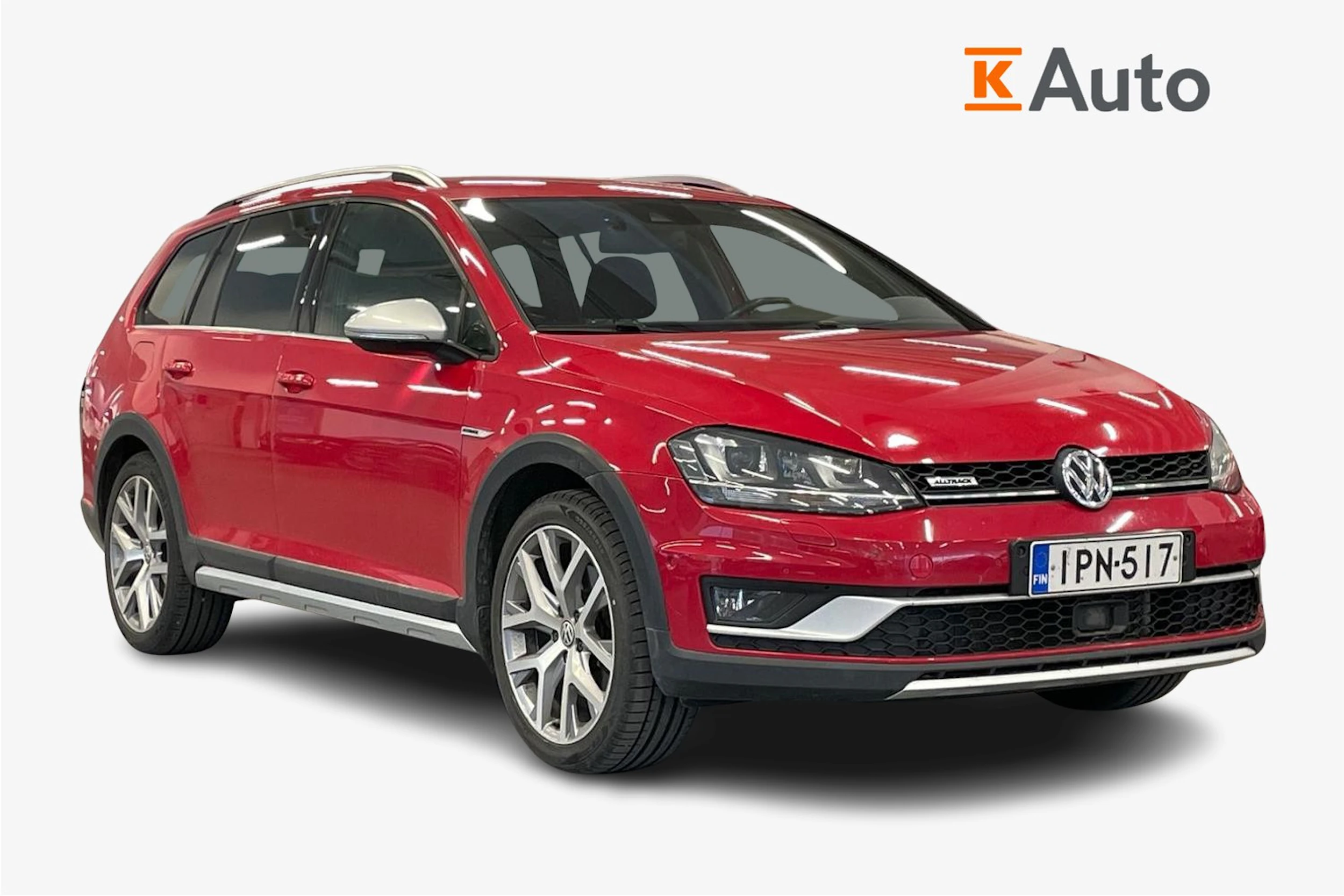 Punainen Volkswagen GOLF 2016 kuva 1.