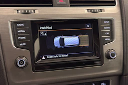 punainen Volkswagen Golf 2015 kuva 24.