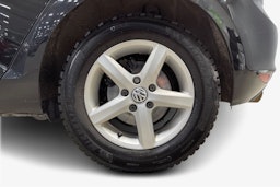 musta Volkswagen Golf 2015 kuva 11.