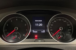 musta Volkswagen Golf 2015 kuva 16.