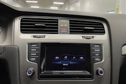 musta Volkswagen Golf 2015 kuva 18.