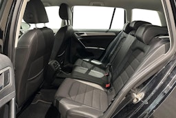 musta Volkswagen Golf 2015 kuva 10.