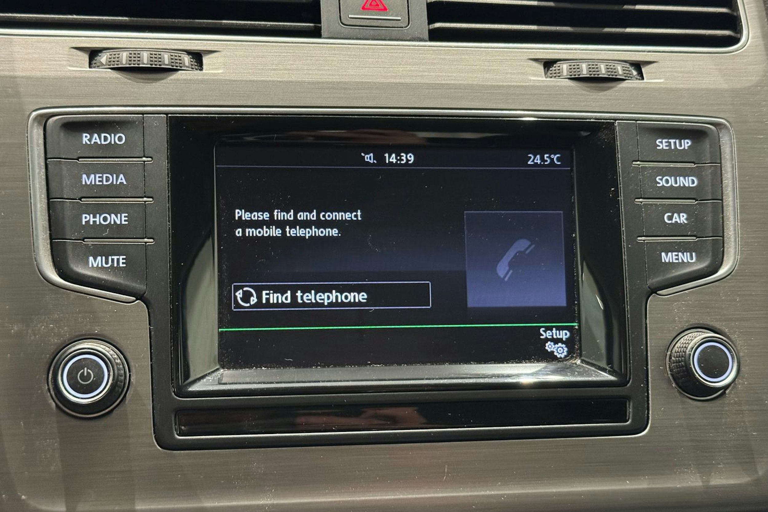musta Volkswagen Golf 2015 kuva 21.