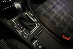 Hopea Volkswagen GOLF 2015 kuva 22.
