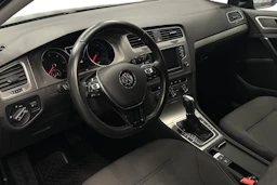musta Volkswagen Golf 2015 kuva 6.