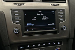 musta Volkswagen Golf 2015 kuva 16.