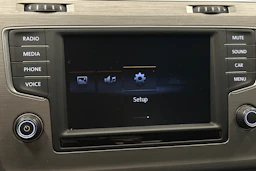 musta Volkswagen Golf 2015 kuva 18.