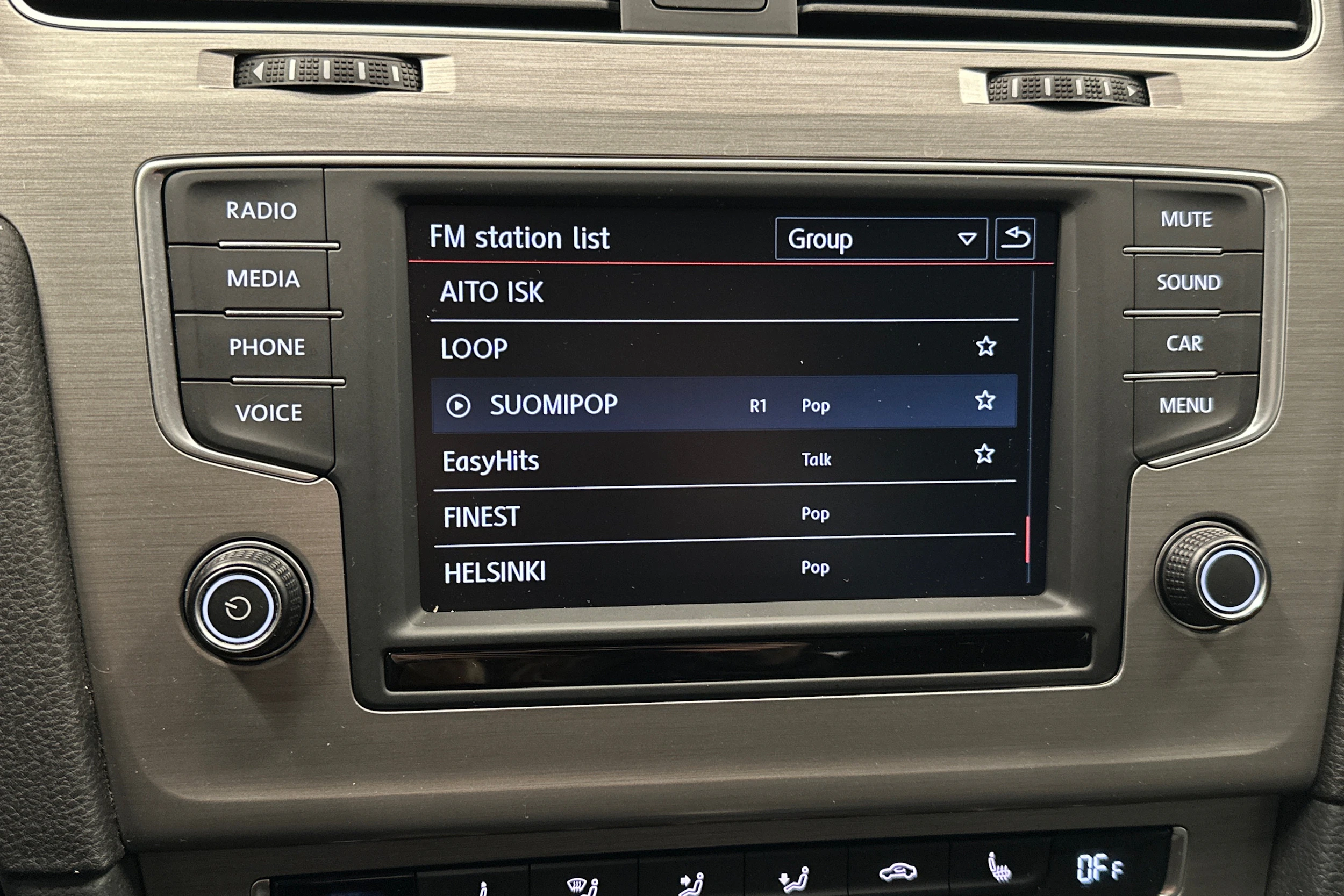 musta Volkswagen Golf 2015 kuva 19.