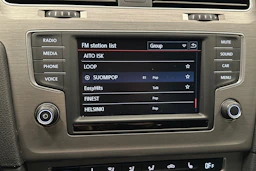 musta Volkswagen Golf 2015 kuva 19.