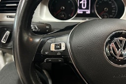 valkoinen Volkswagen Golf 2015 kuva 13.