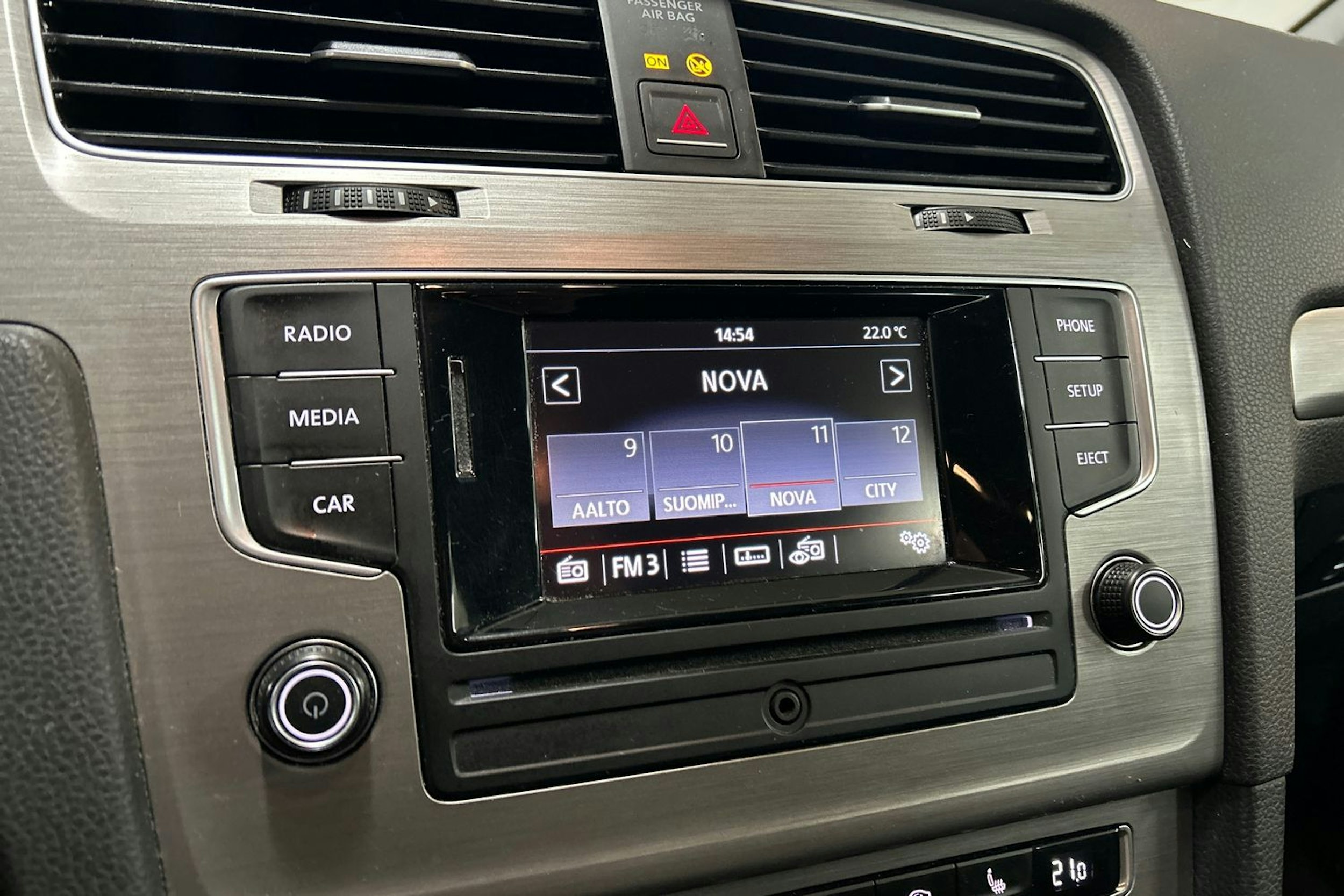 valkoinen Volkswagen Golf 2015 kuva 16.