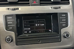 valkoinen Volkswagen Golf 2015 kuva 21.