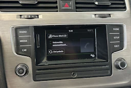 valkoinen Volkswagen Golf 2015 kuva 22.