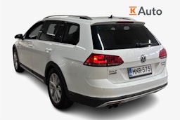 valkoinen Volkswagen Golf 2015 kuva 2.