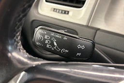 Sininen Volkswagen GOLF 2015 kuva 13.