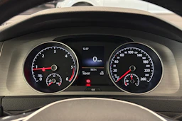 Sininen Volkswagen GOLF 2015 kuva 14.