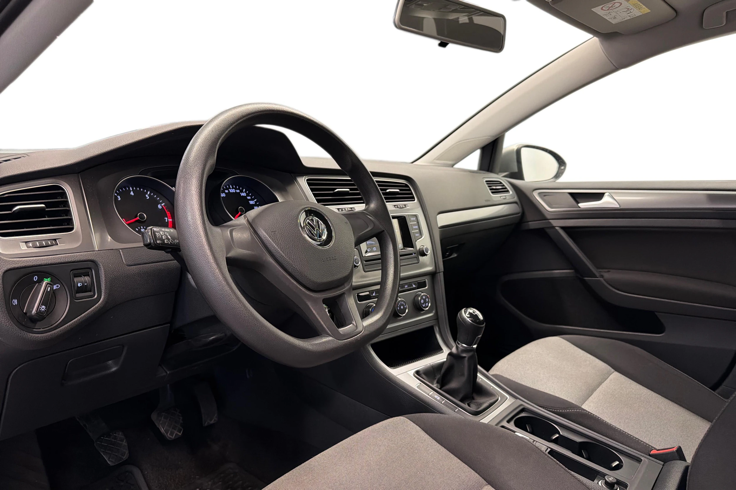 harmaa Volkswagen Golf 2015 kuva 6.