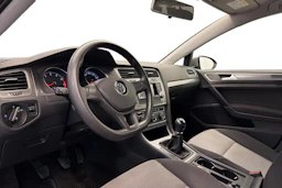 harmaa Volkswagen Golf 2015 kuva 6.