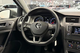 harmaa Volkswagen Golf 2015 kuva 12.