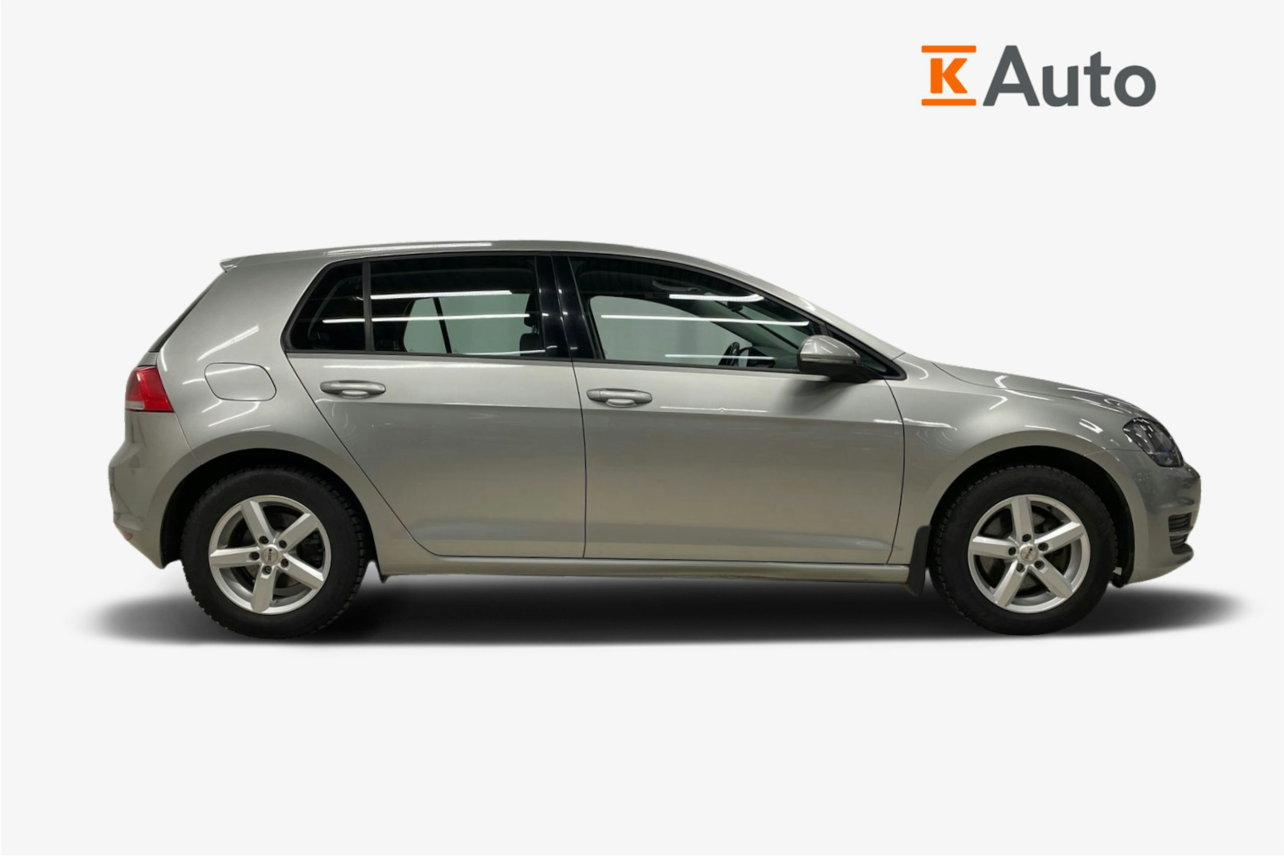 harmaa Volkswagen Golf 2015 kuva 5.