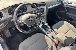 valkoinen Volkswagen Golf 2015 kuva 3.