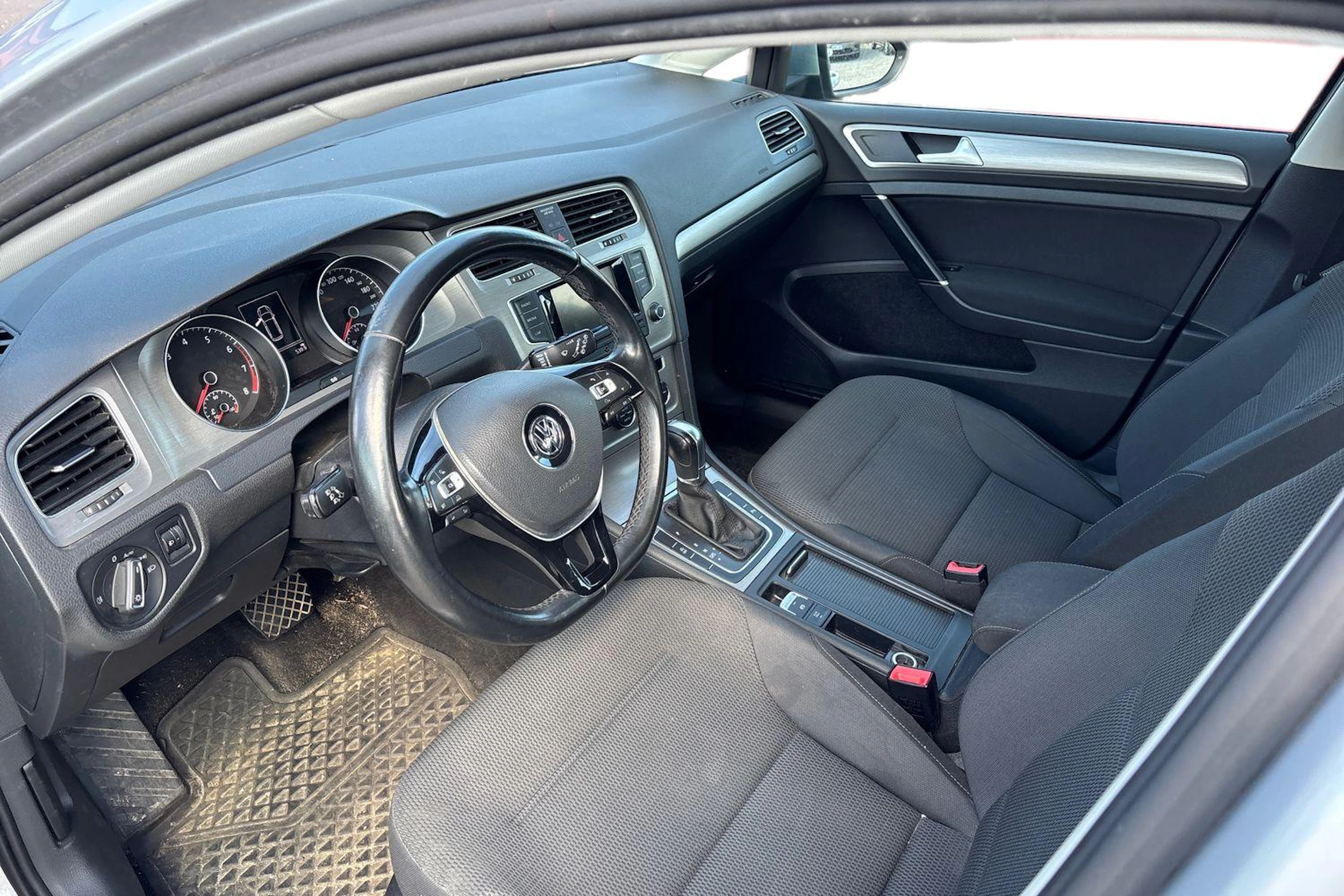 hopea Volkswagen Golf 2016 kuva 3.
