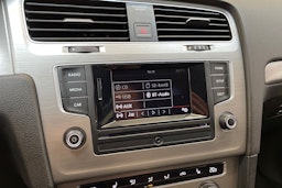 musta Volkswagen Golf 2015 kuva 18.