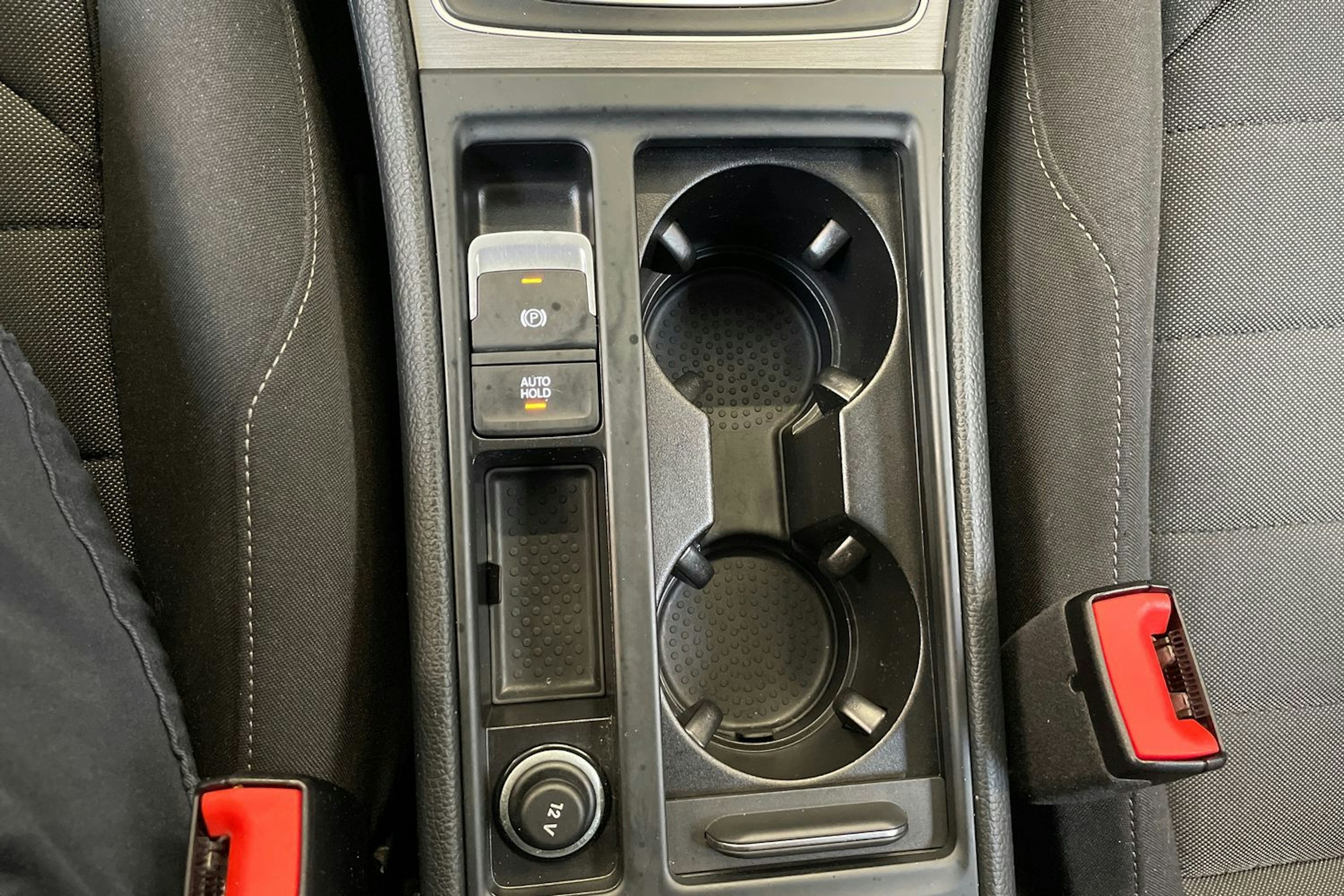 musta Volkswagen Golf 2015 kuva 24.