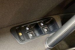 musta Volkswagen Golf 2015 kuva 27.