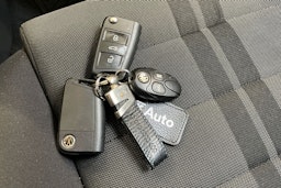 musta Volkswagen Golf 2015 kuva 28.