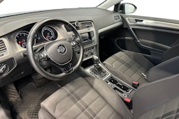 sininen Volkswagen Golf 2015 kuva 7.