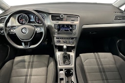 sininen Volkswagen Golf 2015 kuva 9.