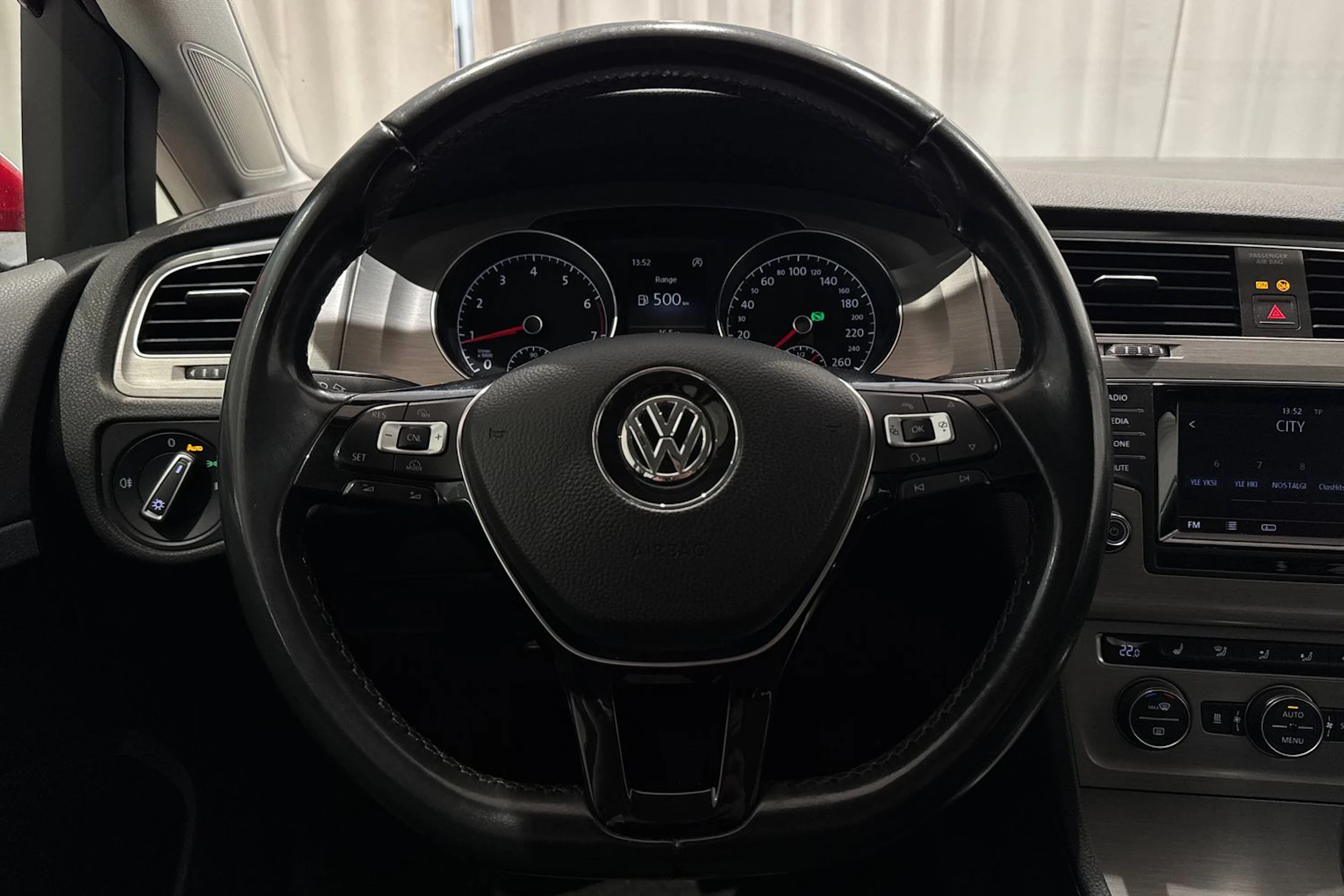 punainen Volkswagen Golf 2015 kuva 44.