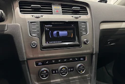 punainen Volkswagen Golf 2015 kuva 47.