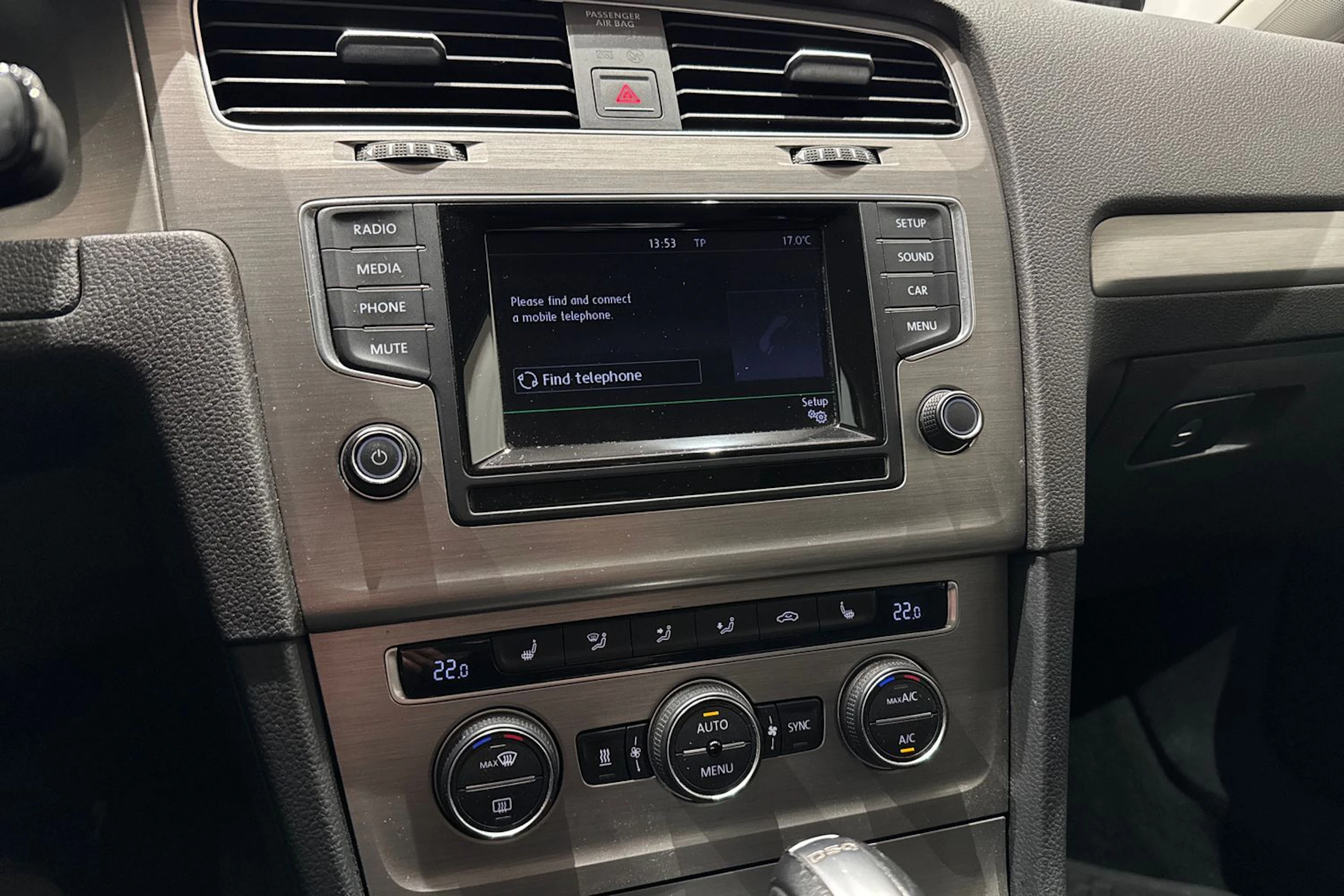 punainen Volkswagen Golf 2015 kuva 49.