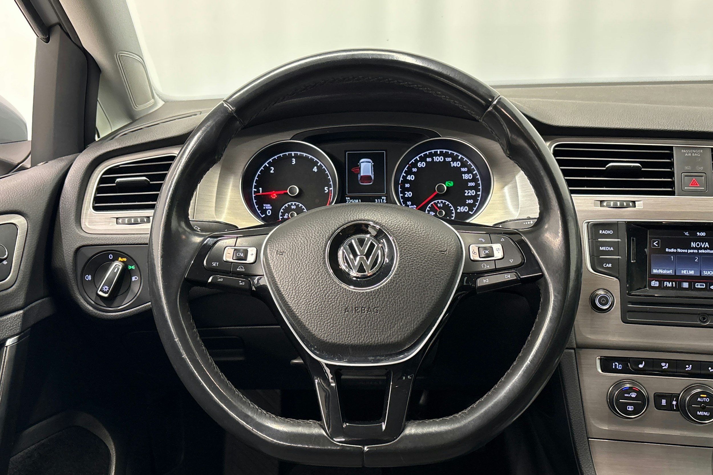 hopea Volkswagen Golf 2015 kuva 16.