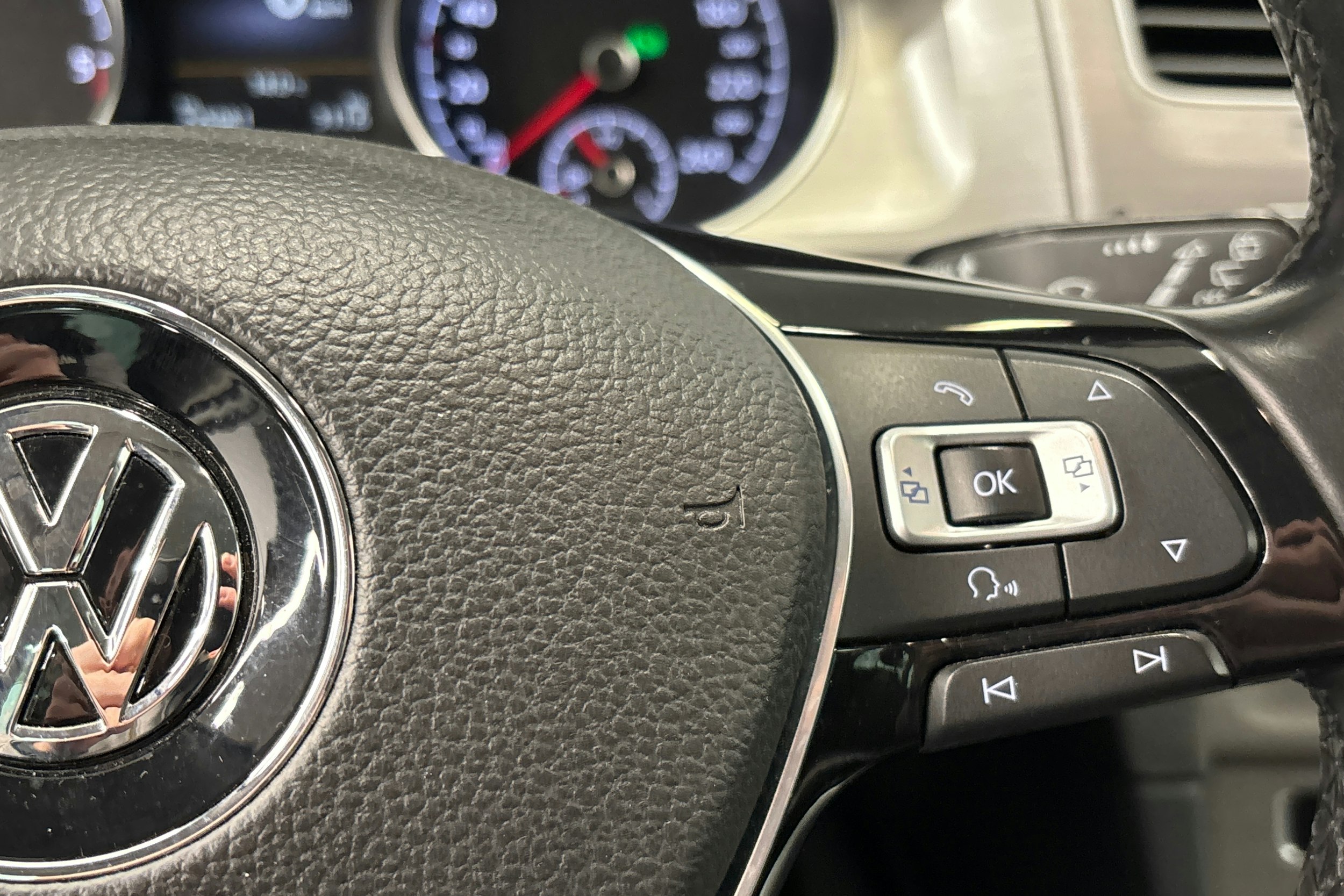 hopea Volkswagen Golf 2015 kuva 18.