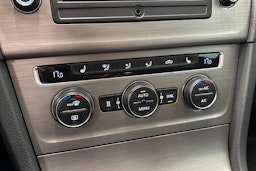 hopea Volkswagen Golf 2015 kuva 22.