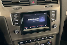 Valkoinen Volkswagen GOLF 2015 kuva 17.